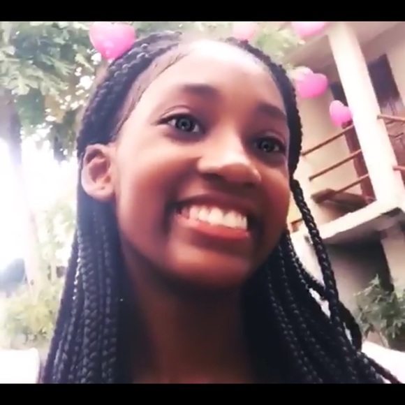 Meet your Posher, Bianca - Picture 1 of 1